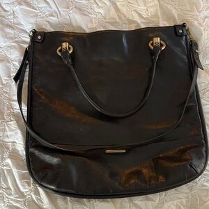 Like new Trina Turk manhattan leather shoulder bag